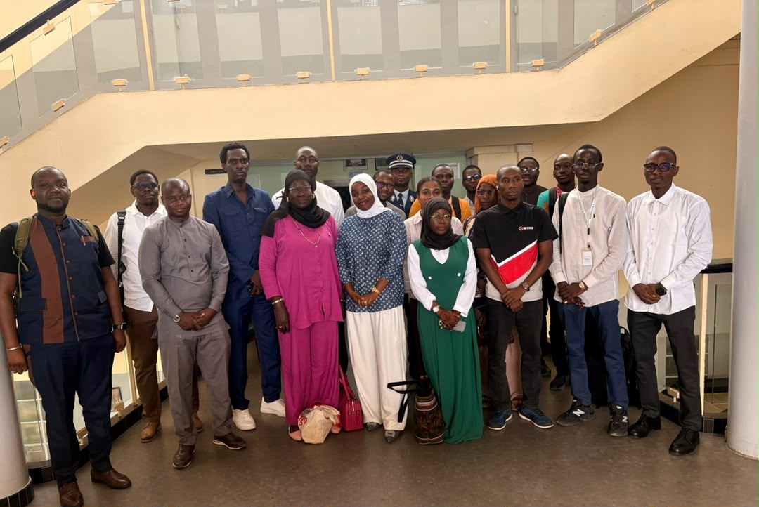 Les participants de la conférence à l’IFAN