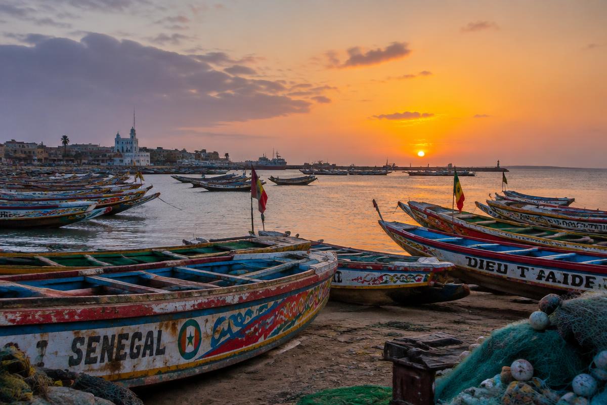 Pêche artisanale et départs en mer : l’économie sociale des côtes sénégalaises